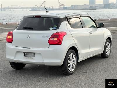 2017 Suzuki Swift - Thumbnail