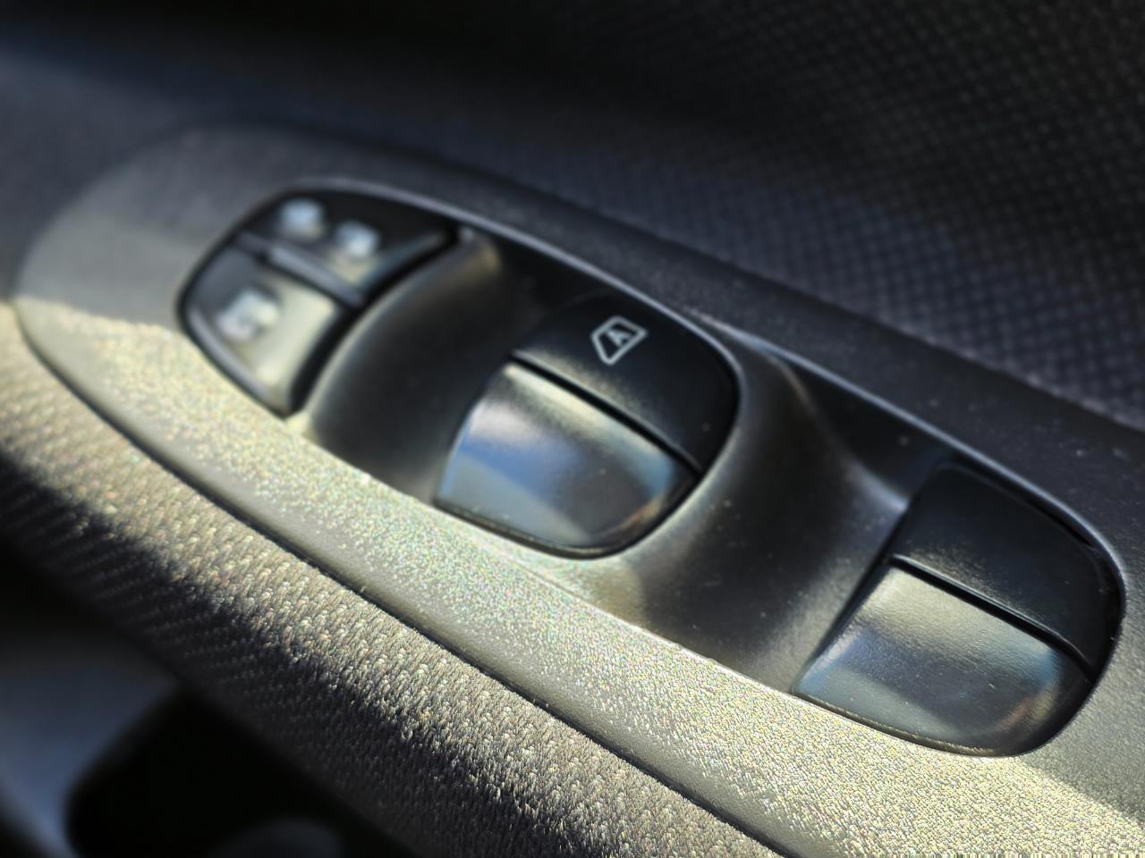 2016 Nissan Serena