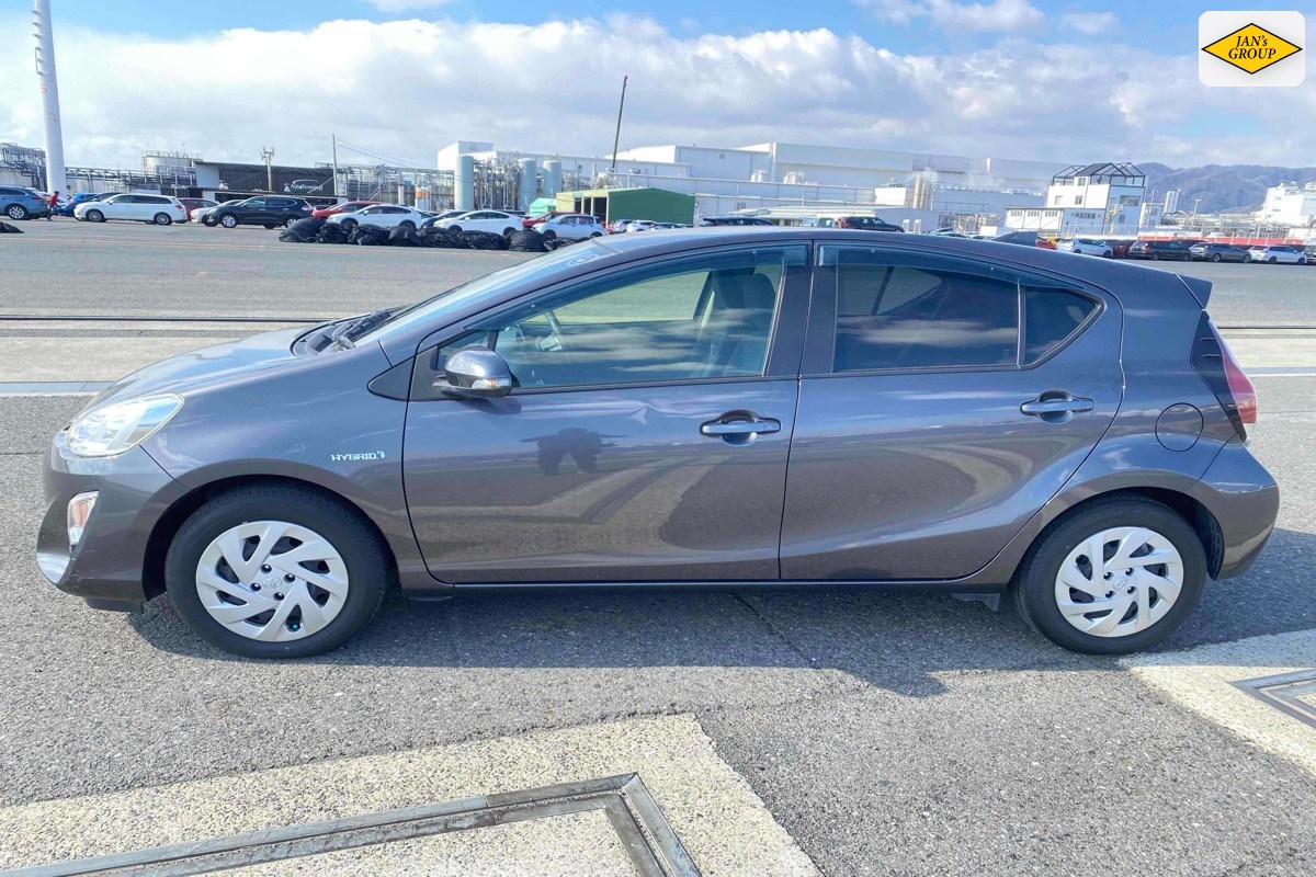 2016 Toyota Aqua