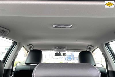 2012 Toyota Prius - Thumbnail