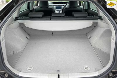2012 Toyota Prius - Thumbnail