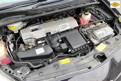 2012 Toyota Prius - Thumbnail