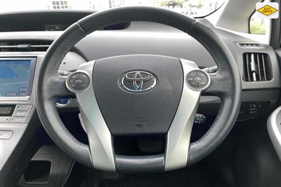 2012 Toyota Prius - Thumbnail
