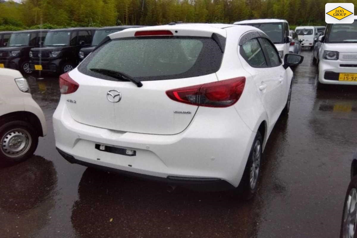 2020 Mazda 2