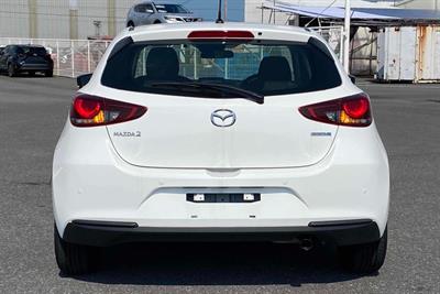 2020 Mazda 2 - Thumbnail