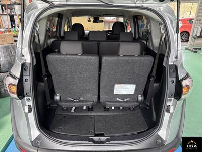 2018 Toyota Sienta - Thumbnail