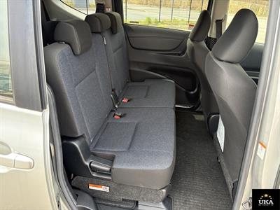 2018 Toyota Sienta - Thumbnail