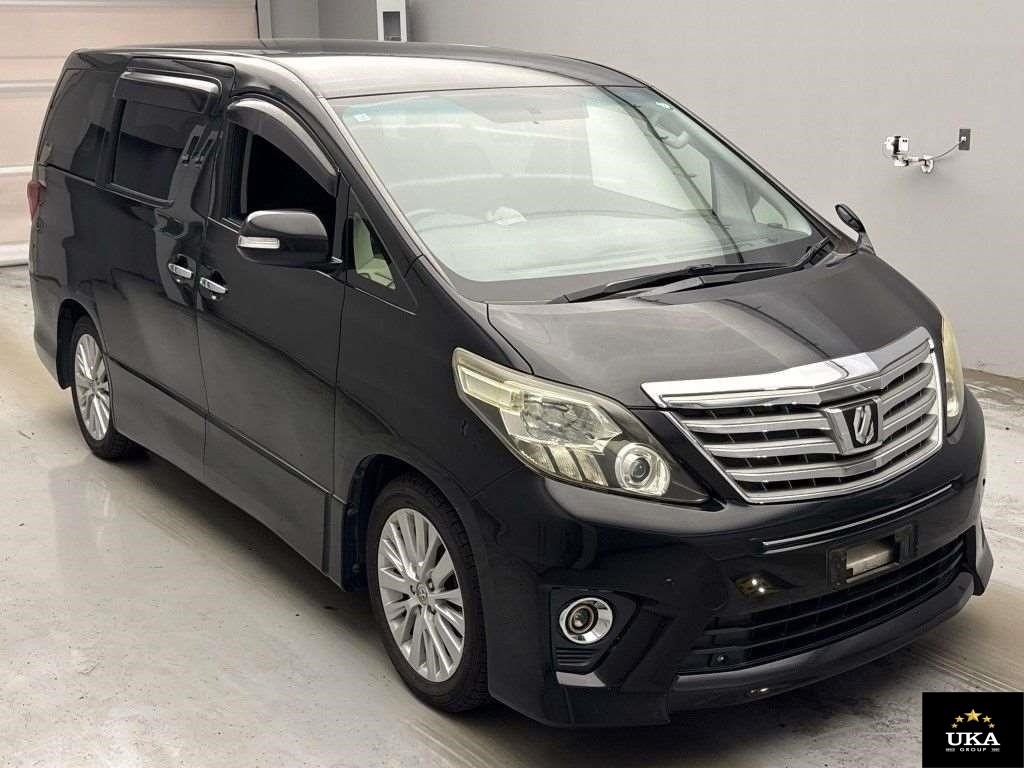 2013 Toyota Alphard