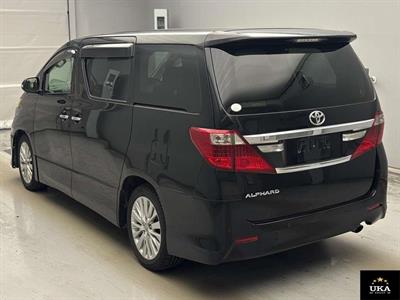 2013 Toyota Alphard - Thumbnail