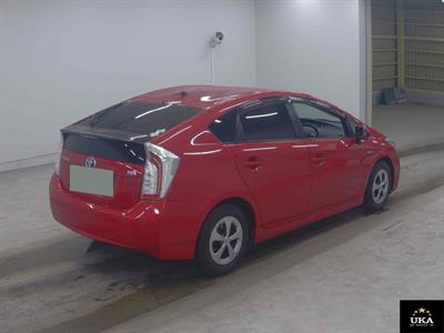 2014 Toyota Prius - Thumbnail