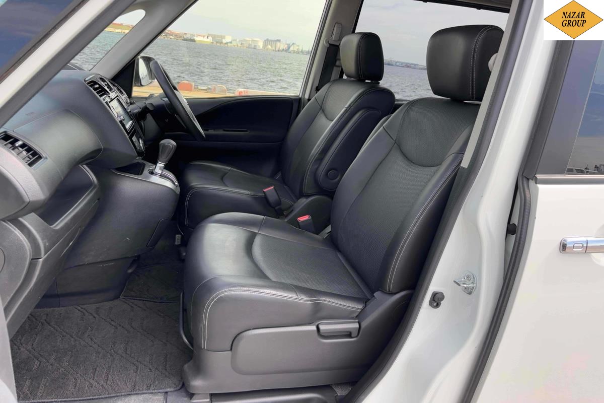 2015 Nissan Serena