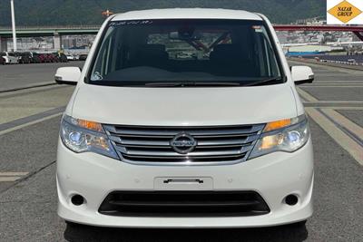 2015 Nissan Serena - Thumbnail