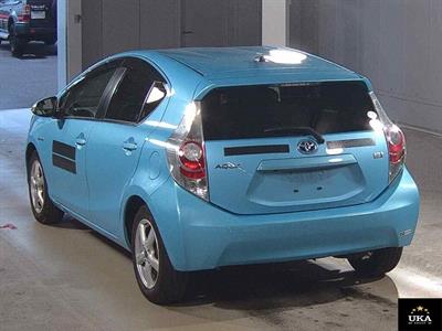 2012 Toyota Aqua - Thumbnail