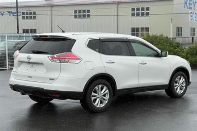 2015 Nissan X-Trail - Thumbnail