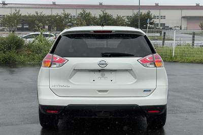 2015 Nissan X-Trail - Thumbnail