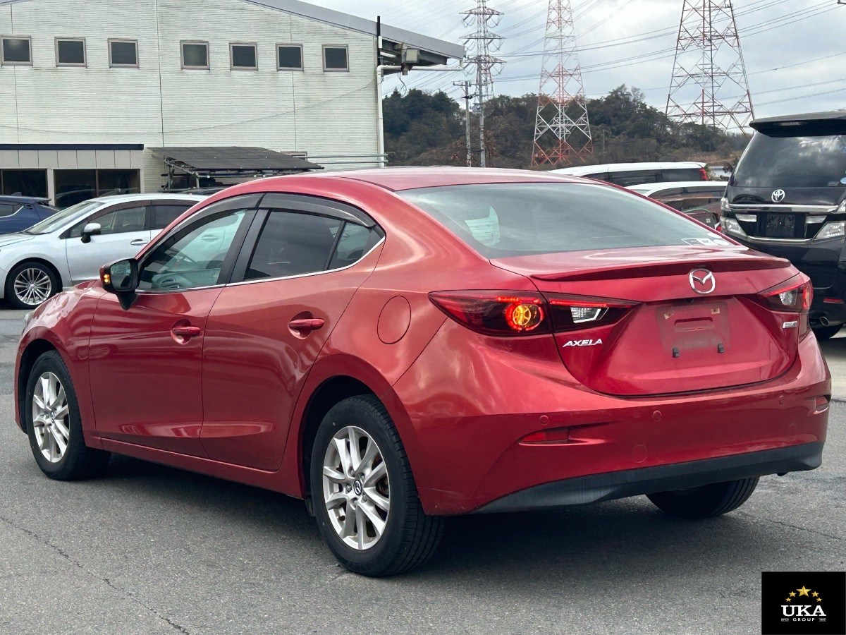 2015 Mazda Axela