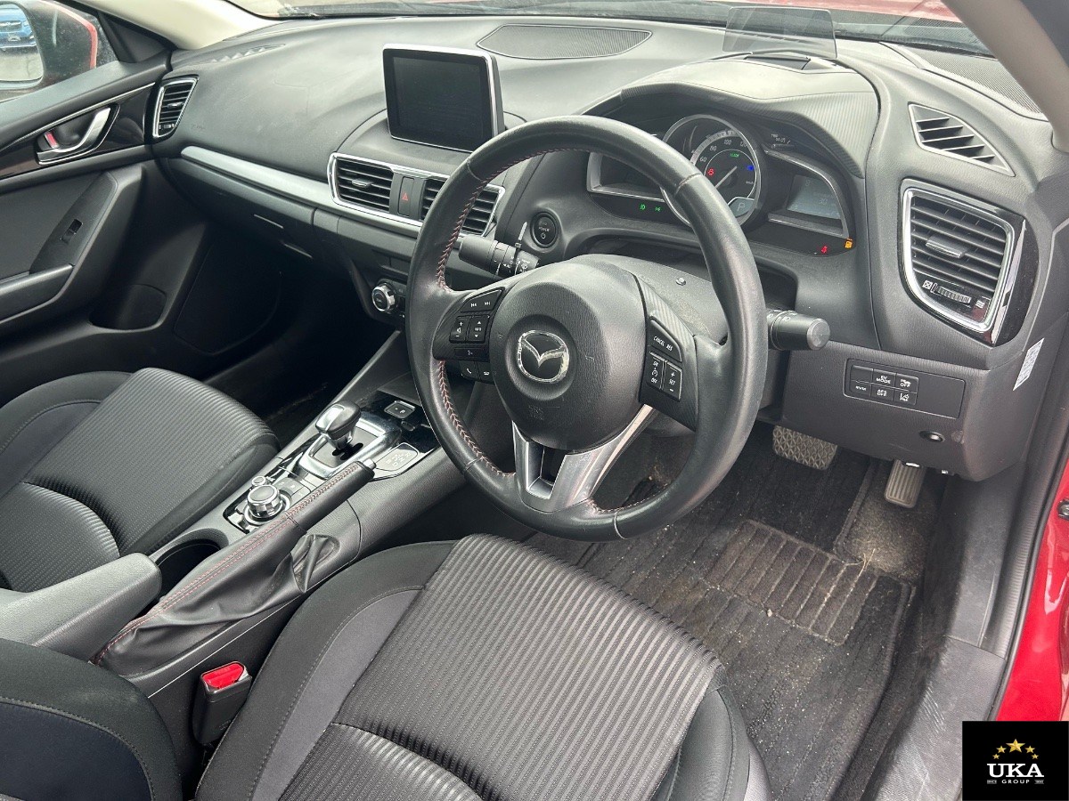 2015 Mazda Axela