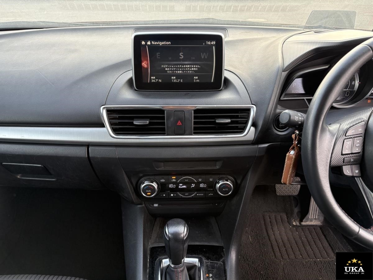 2013 Mazda Axela