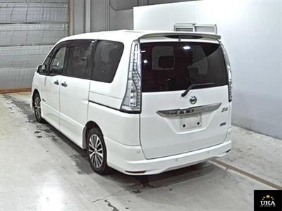 2015 Nissan Serena - Thumbnail