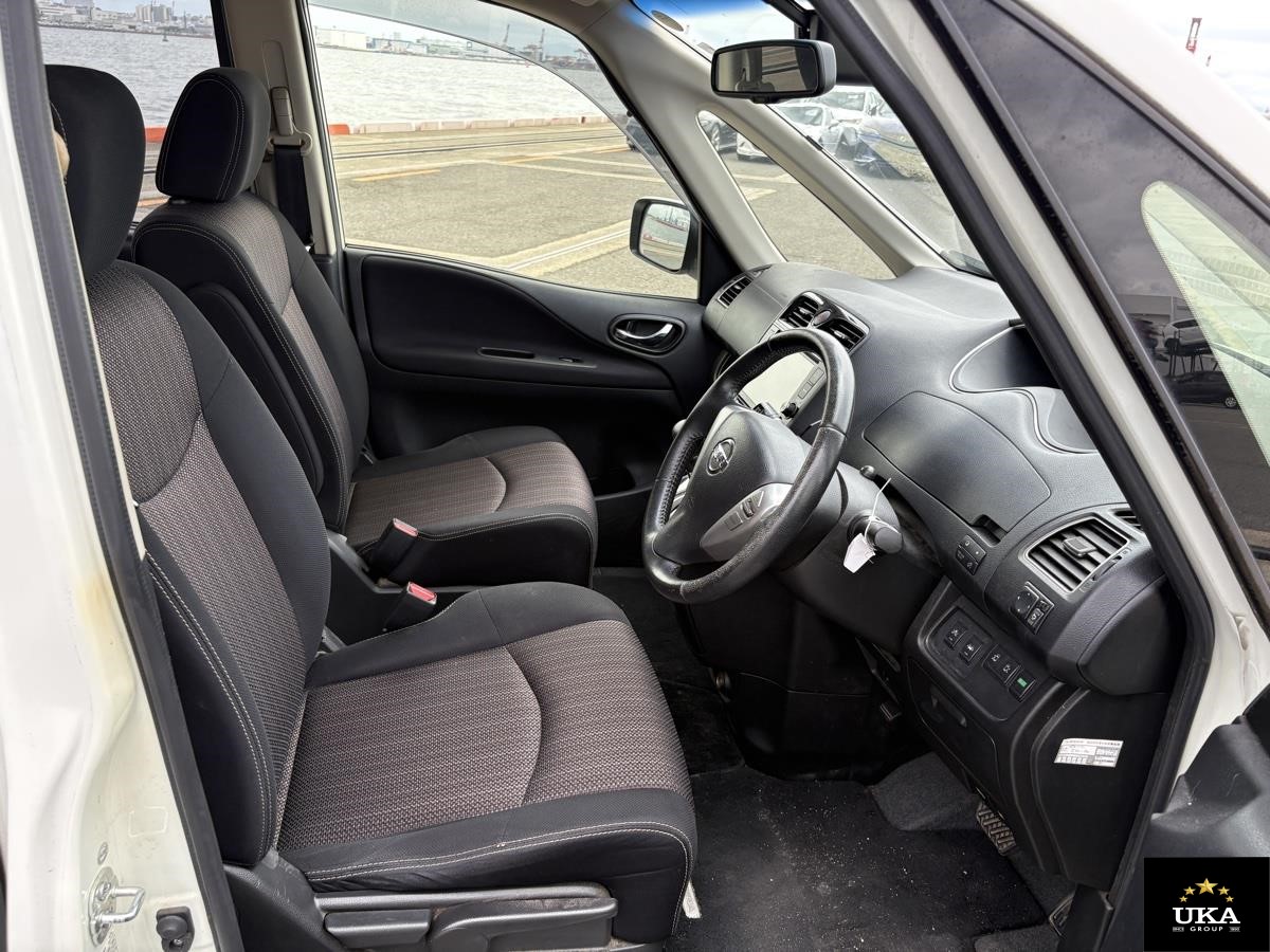 2015 Nissan Serena