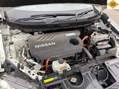 2017 Nissan X-Trail - Thumbnail