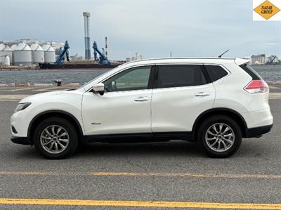 2017 Nissan X-Trail - Thumbnail