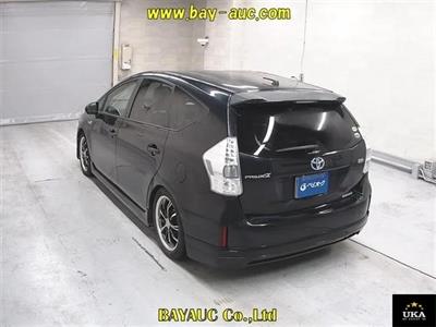 2014 Toyota Prius - Thumbnail