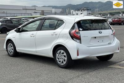 2019 Toyota Aqua - Thumbnail