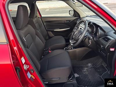 2017 Suzuki Swift - Thumbnail