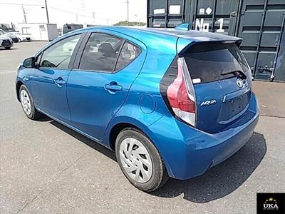 2016 Toyota Aqua - Thumbnail