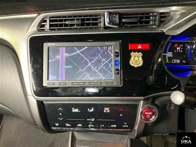 2016 Honda Grace - Thumbnail