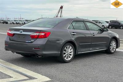 2013 Toyota Camry - Thumbnail