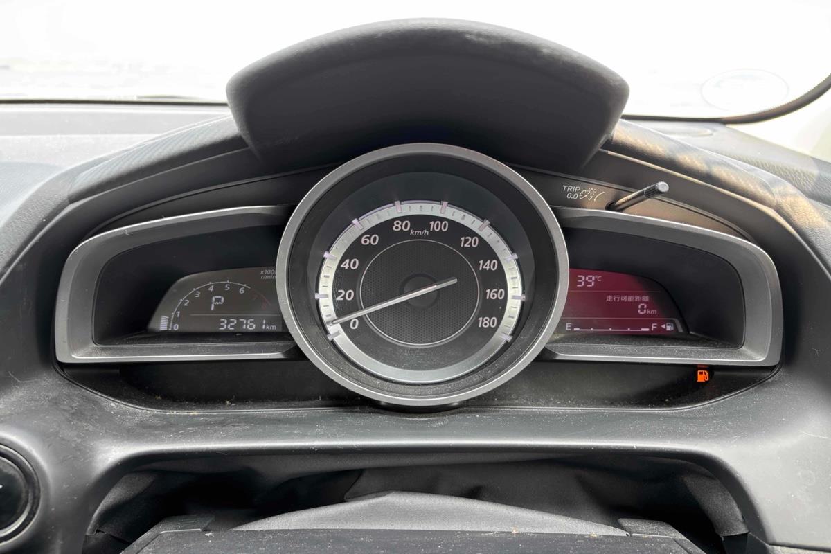 2016 Mazda Demio