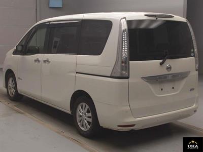 2015 Nissan Serena - Thumbnail