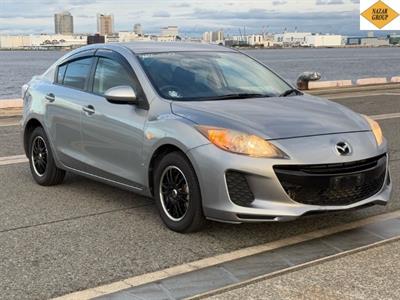 2013 Mazda Axela