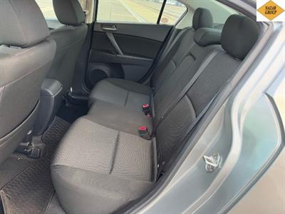 2013 Mazda Axela - Thumbnail