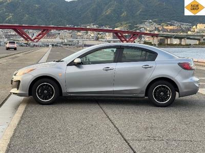 2013 Mazda Axela - Thumbnail