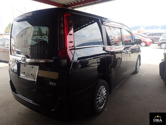 2015 Toyota Esquire