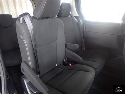 2015 Toyota Esquire - Thumbnail