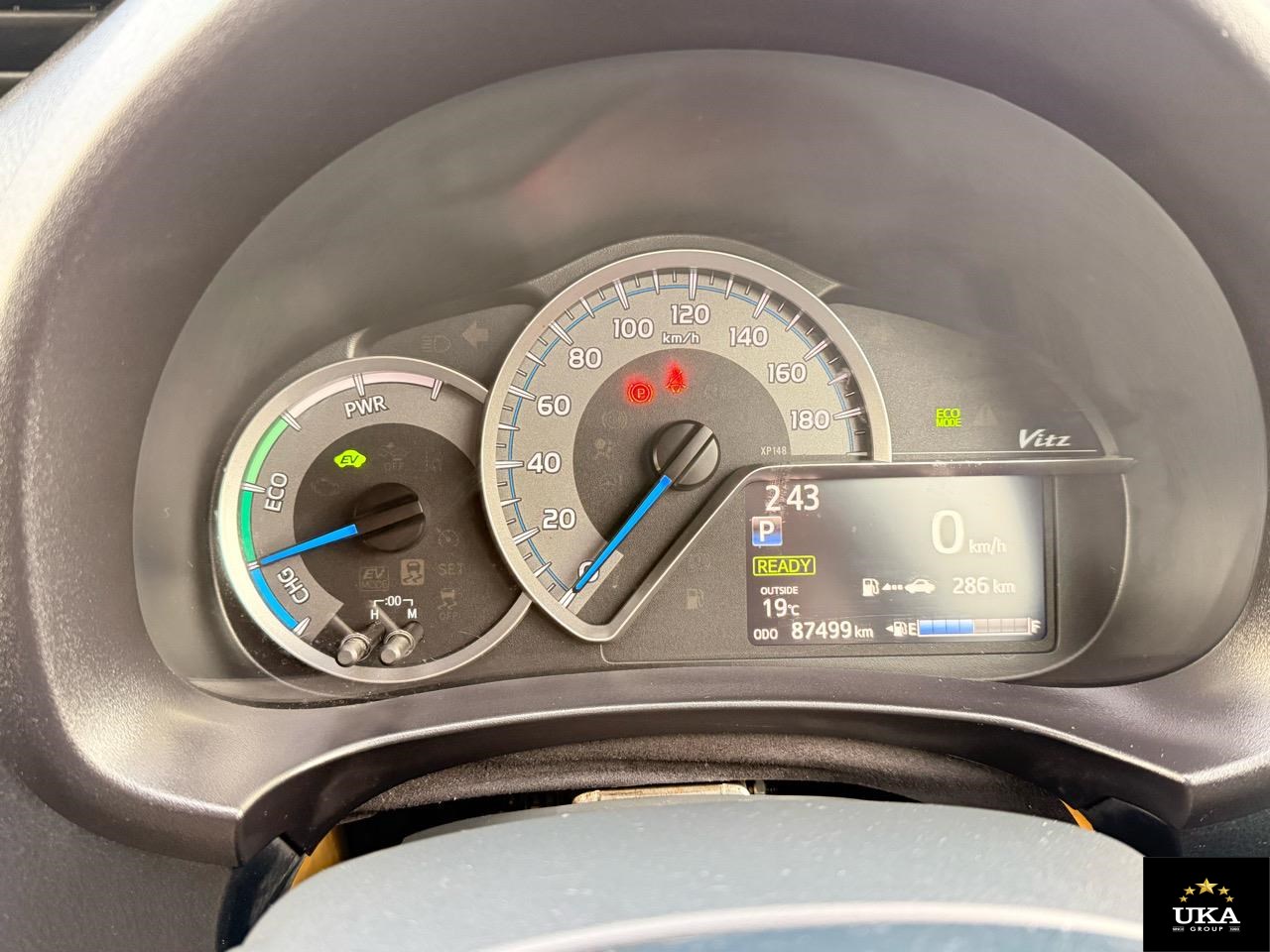 2017 Toyota Vitz