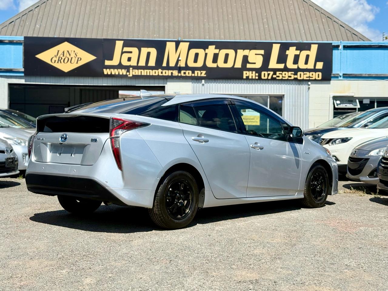 2016 Toyota Prius