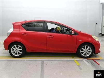 2012 Toyota Aqua - Thumbnail