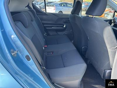 2016 Toyota Aqua - Thumbnail