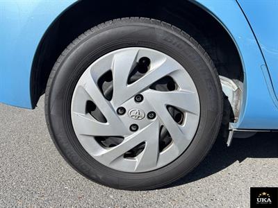 2016 Toyota Aqua - Thumbnail