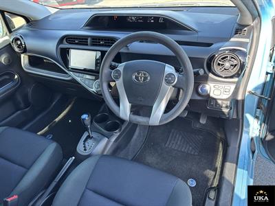 2016 Toyota Aqua - Thumbnail