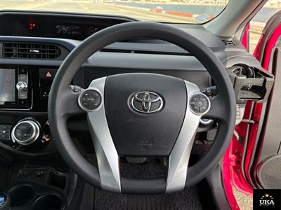 2017 Toyota Aqua - Thumbnail