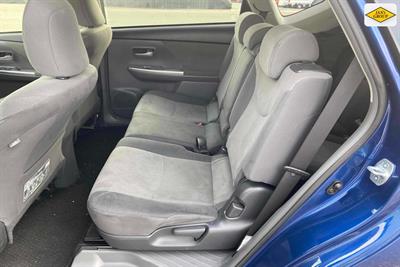 2013 Toyota Prius - Thumbnail