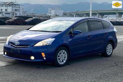 2013 Toyota Prius - Thumbnail