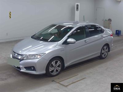 2015 Honda Grace - Thumbnail