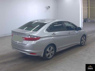 2015 Honda Grace - Thumbnail